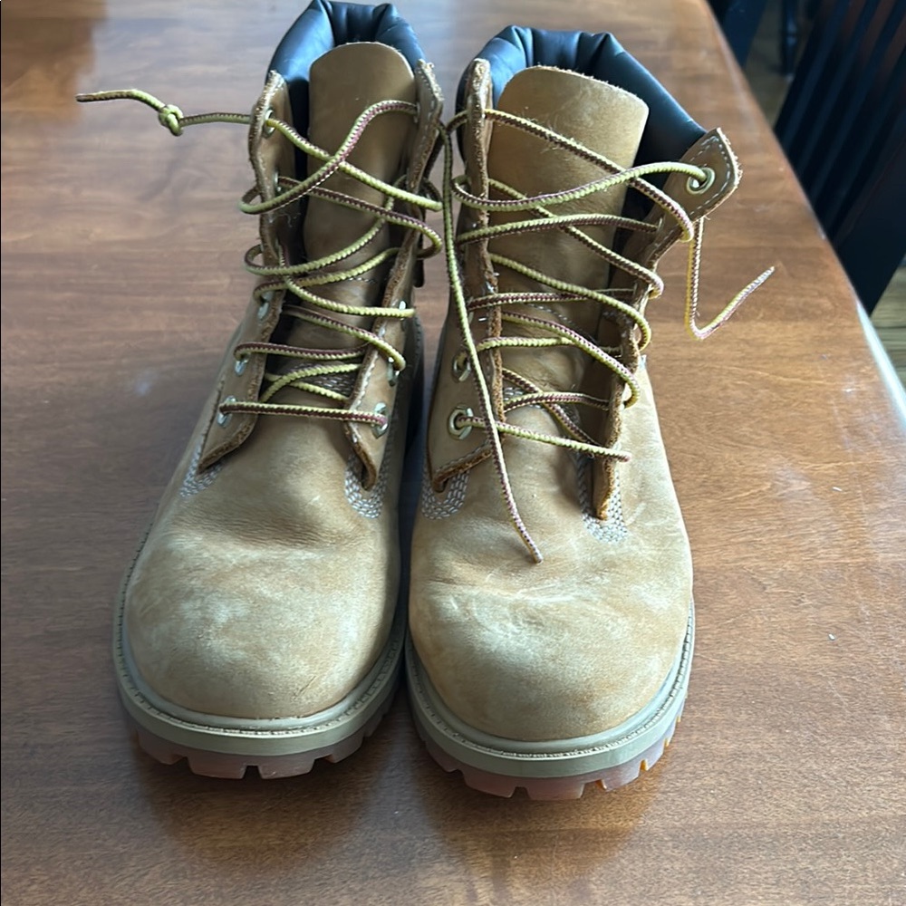 Timberland Kids Boots in Tan and Black